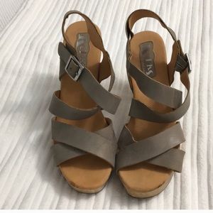 Kork-ease strappy sandal
